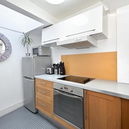 Soho, Piccadilly & Chinatown - Two Bedroom & Two Double Beds Apartment London Exteriör bild