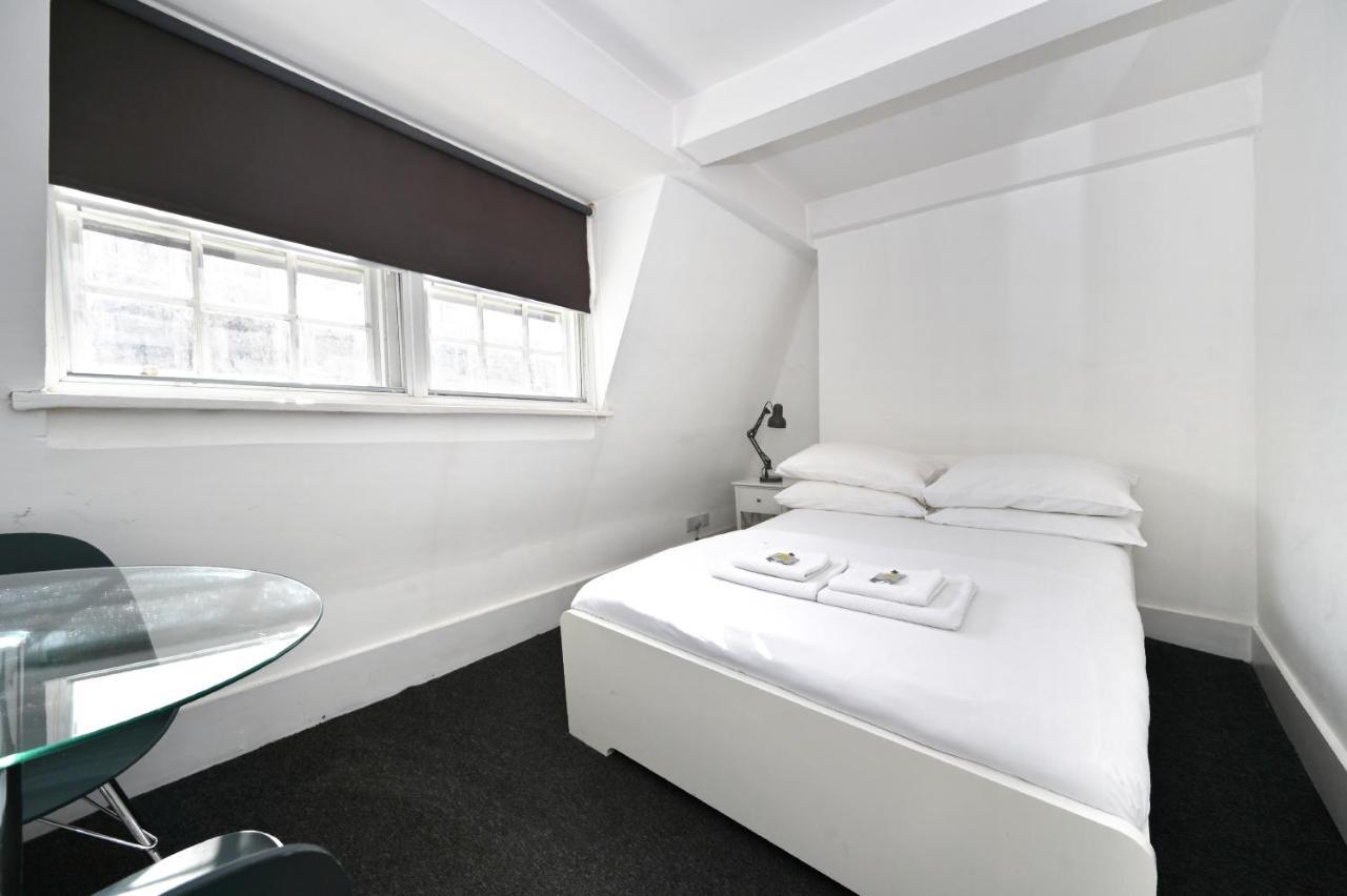 Soho, Piccadilly & Chinatown - Two Bedroom & Two Double Beds Apartment London Exteriör bild