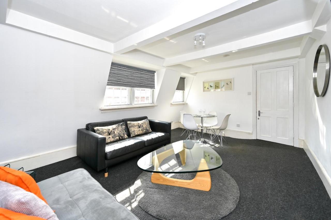 Soho, Piccadilly & Chinatown - Two Bedroom & Two Double Beds Apartment London Exteriör bild